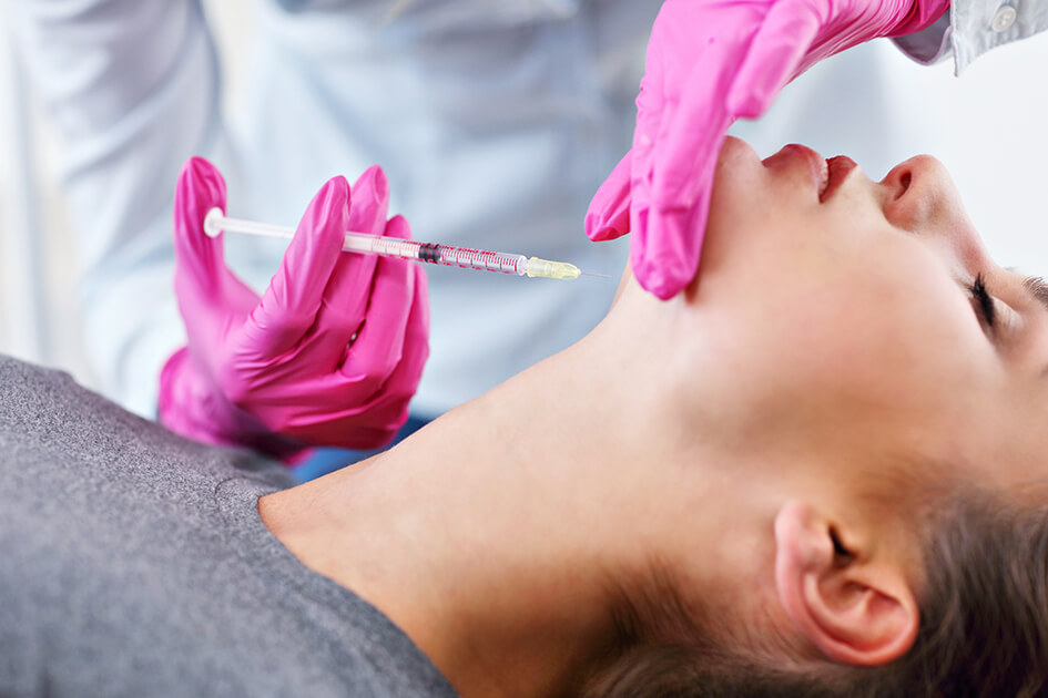 Example of a model getting kybella treatments